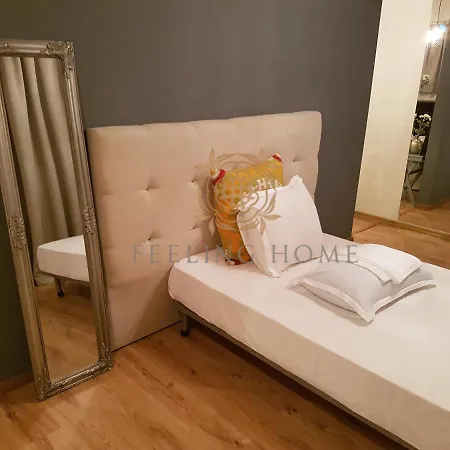 Feeling Apartment